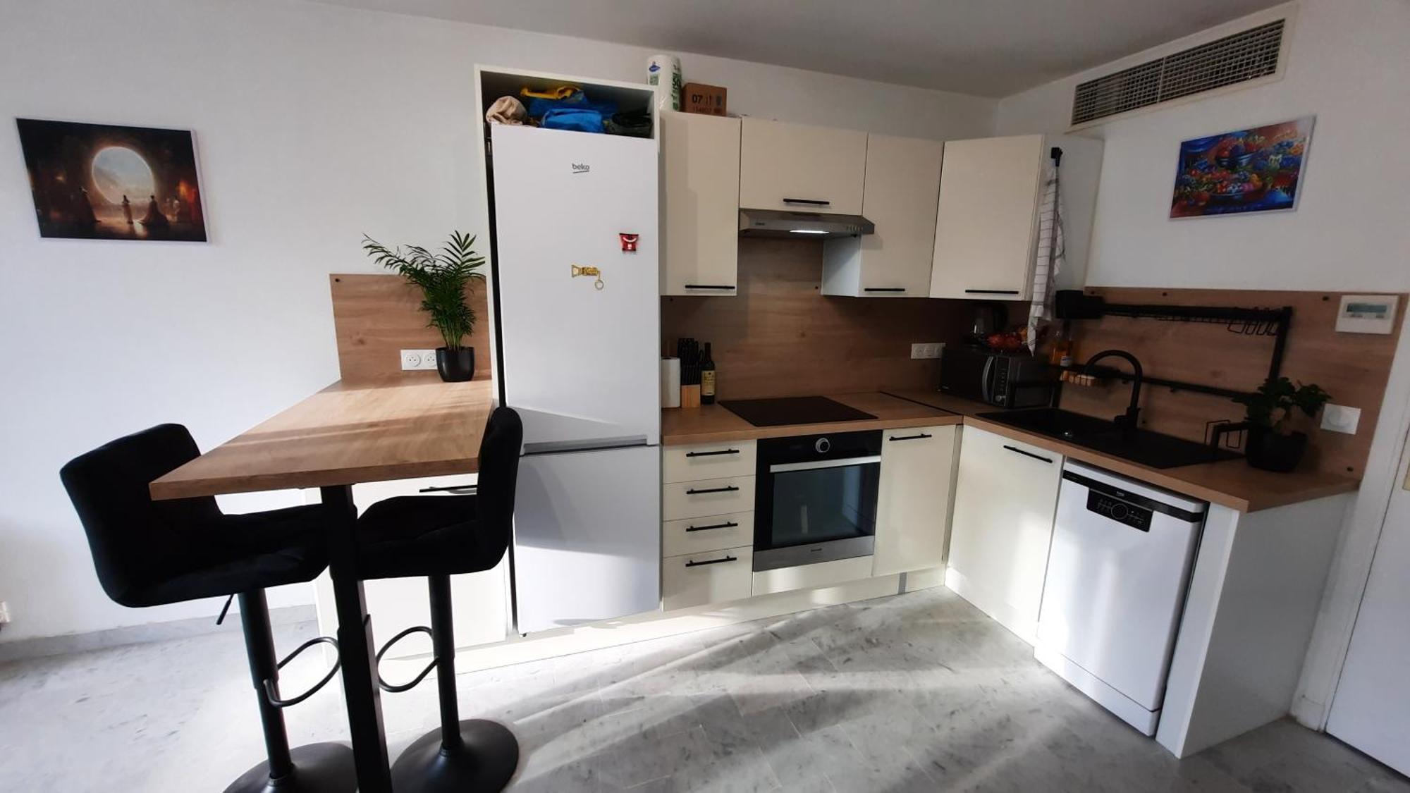 Sunny Mercury - Room In Apartment Канны Экстерьер фото
